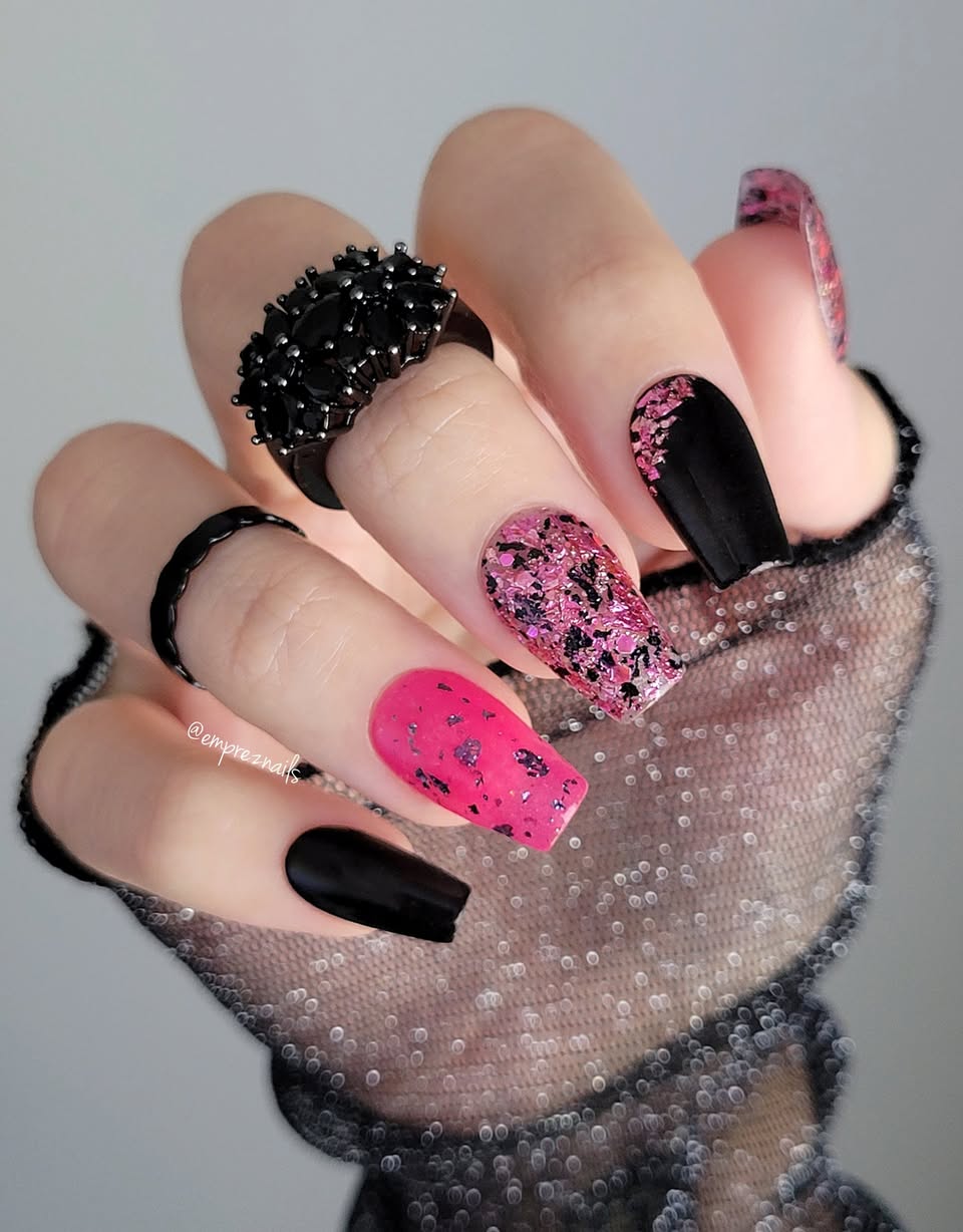 BLACK BLING RING