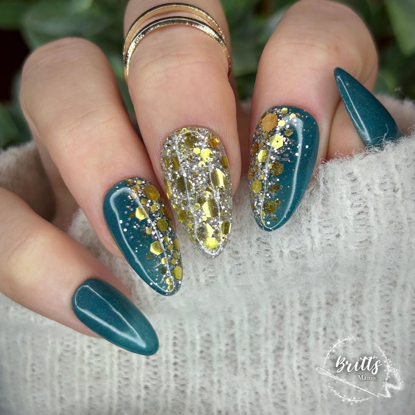 CHRISTMAS MASQUERADE BALL COLLECTION