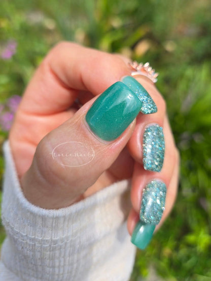 WEEKEND IN THE WOODS COLLECTION