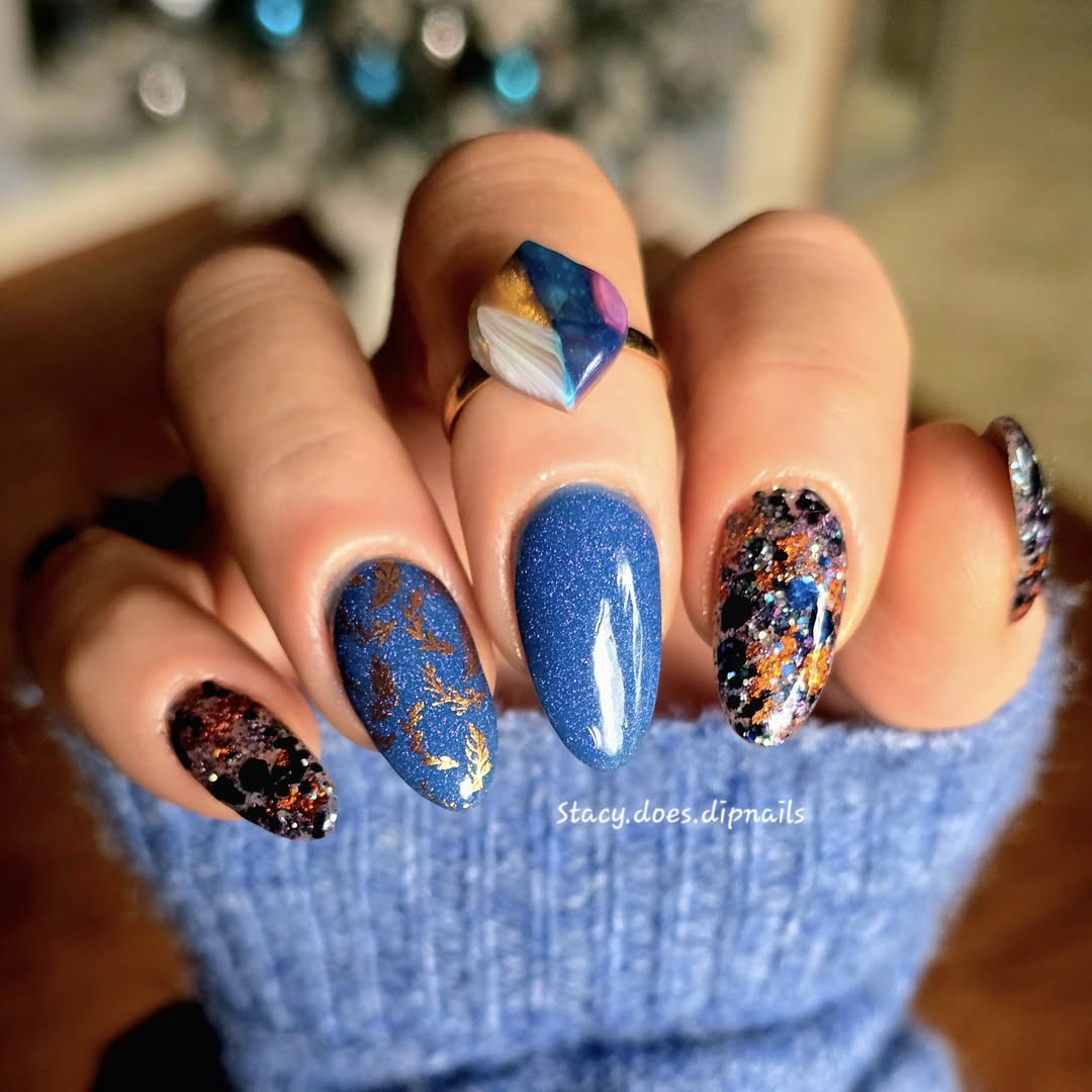 AUTUMN TO WINTER COLLECTION