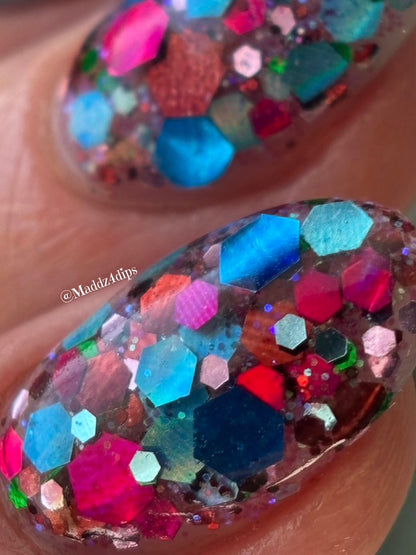 AUTUMN TO WINTER COLLECTION