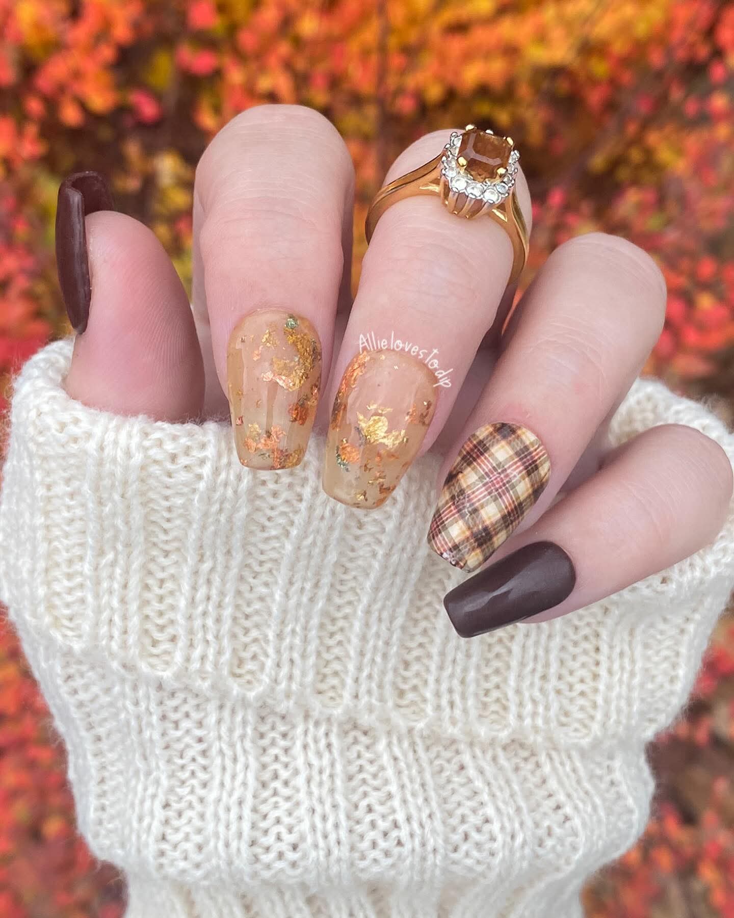 THANKSGIVING GETAWAY COLLECTION