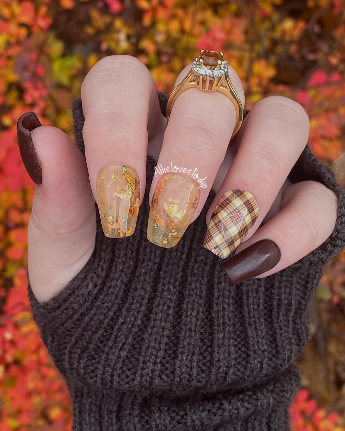 THANKSGIVING GETAWAY COLLECTION