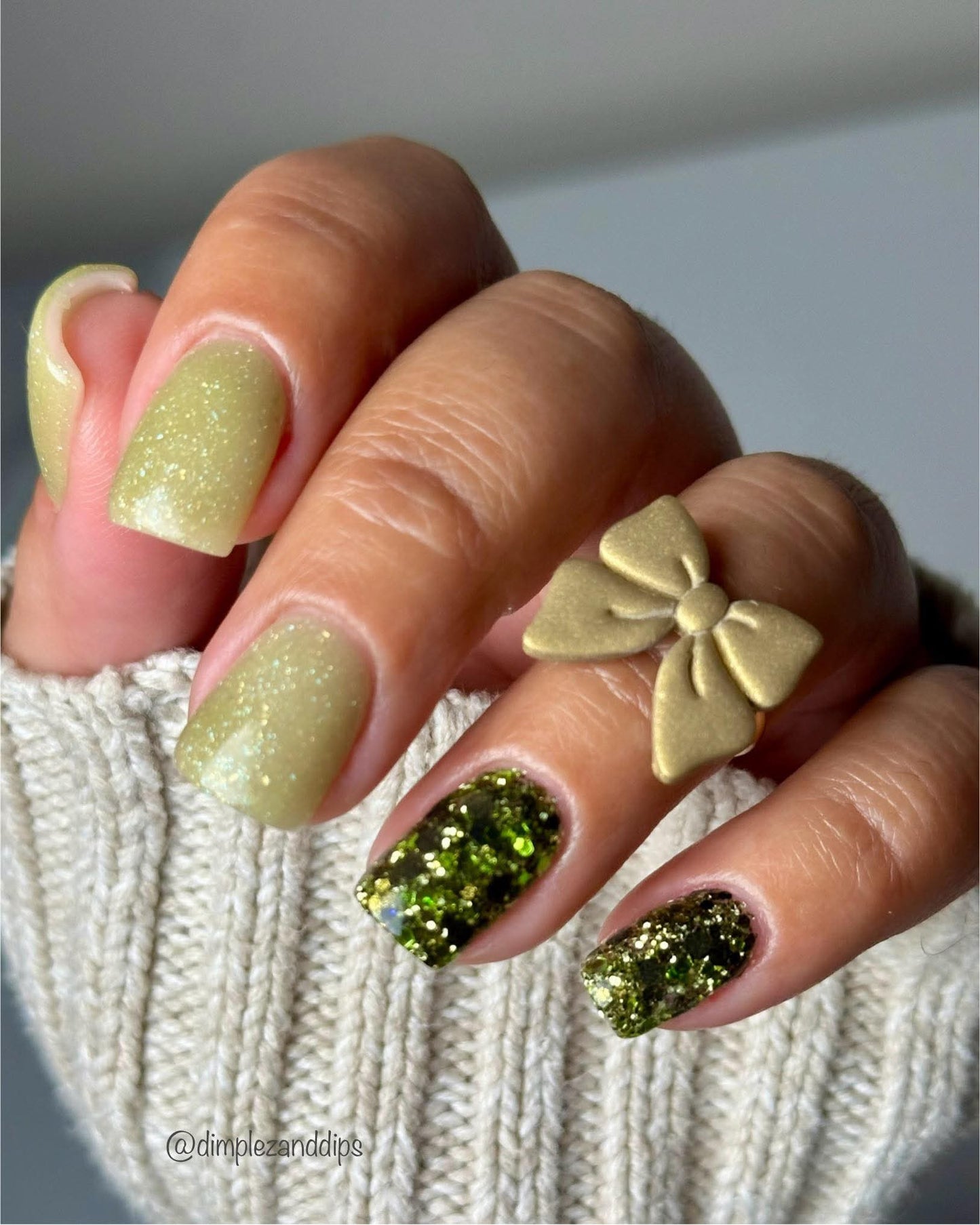 AUTUMN TO WINTER COLLECTION